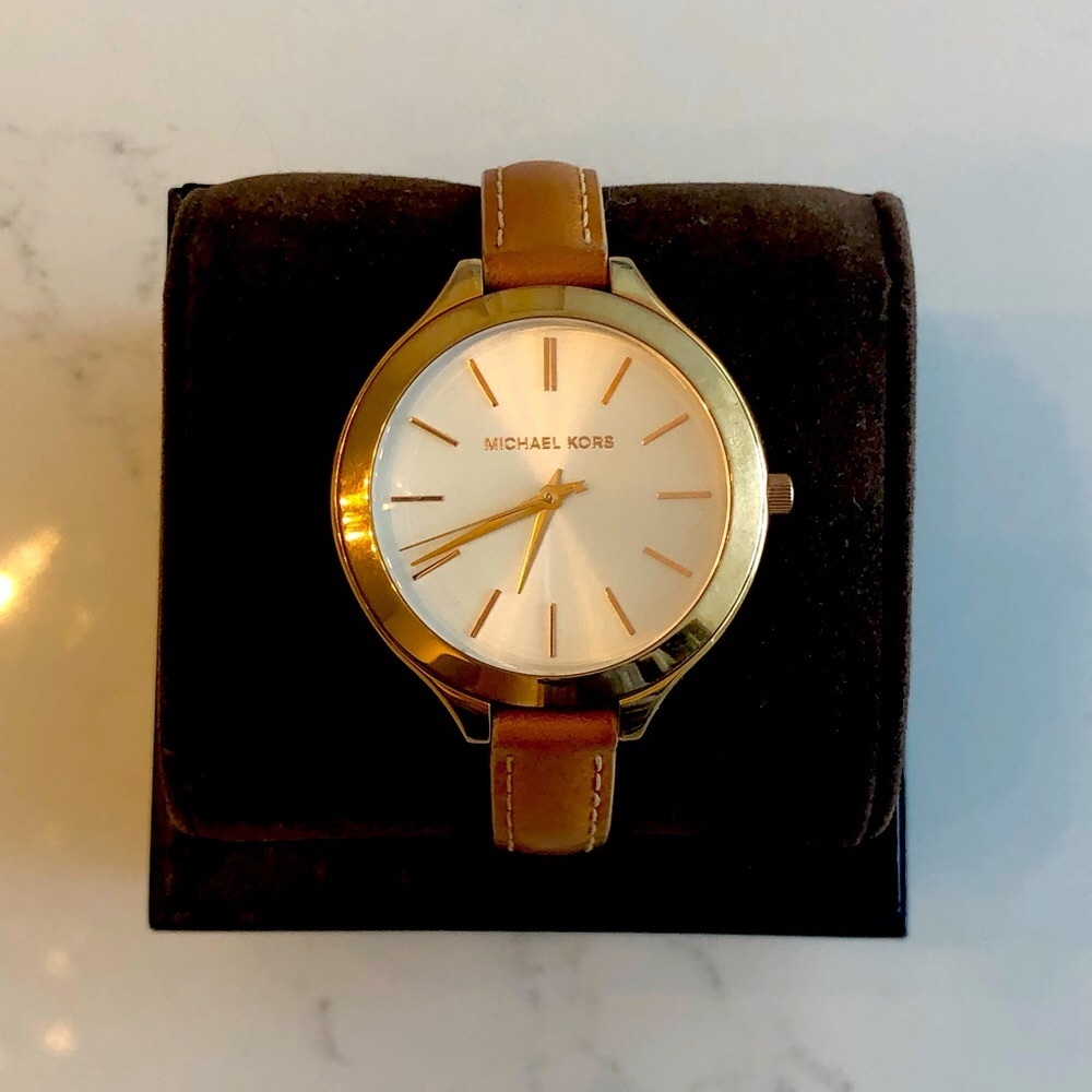 Michael Kors Rose Good watch with Leather Strap